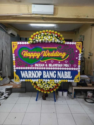 Papan Bunga di Panggarangan